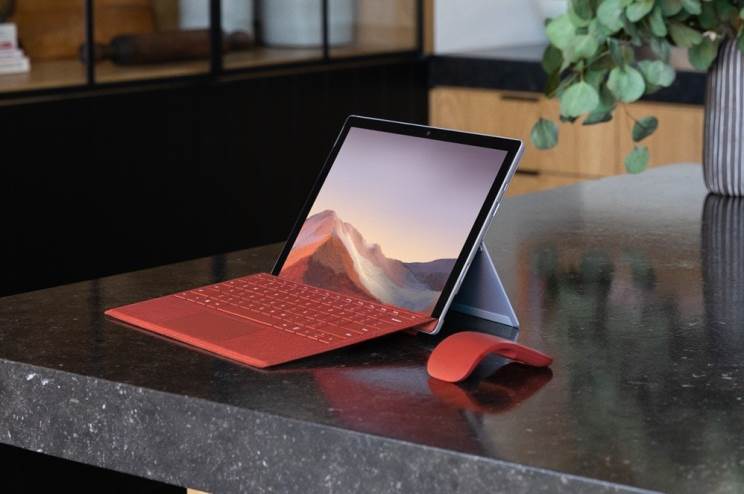 מיקרוסופט מכריזה על סדרת מחשבי Surface לשנת 2019